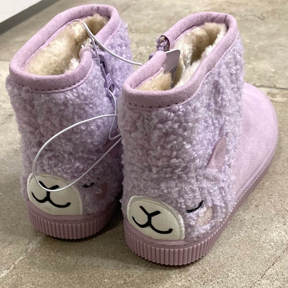 Cat and Jack Boots - Picture 3 of 11